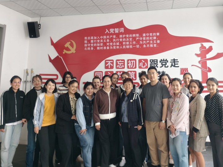 毕业生扎根南疆